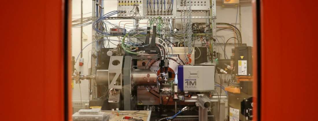 NanoMAX_beamline_look_from_window