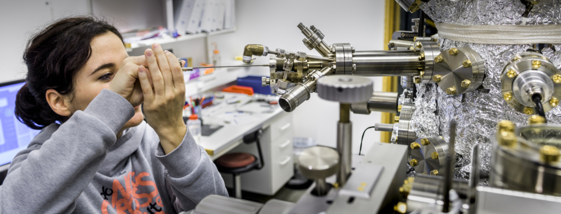 Maxpeem beamline