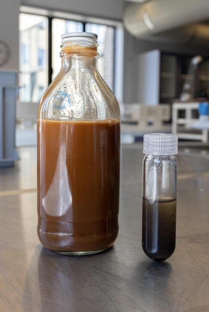 metallic as(0)sample