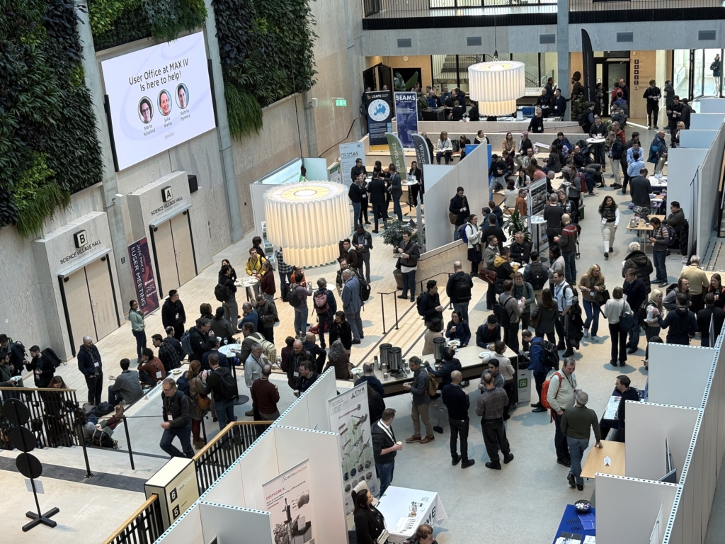 User Meeting 37 crowd